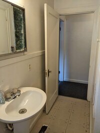 2425 Snyder Ave photo'