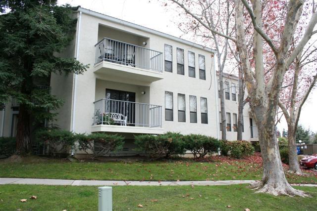 property at 39470 Albany Common
