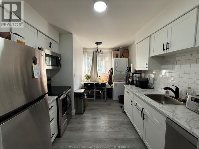 3150 Peter St