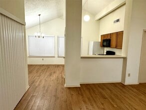 3030 Sherborne St in Pearland, TX - Building Photo - Building Photo