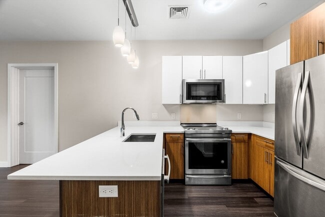property at 999 Hancock St