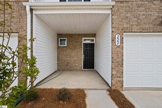 220 Stellate Pl in Simpsonville, SC - Building Photo - Building Photo