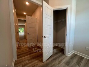 131 Callen Dr in Greenville, SC - Building Photo - Building Photo