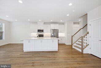 120 Choke Cherry Ct in Front Royal, VA - Building Photo - Building Photo
