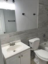 2919 Carmona Ave in Los Angeles, CA - Building Photo - Building Photo