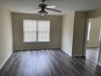 1306 Stonehaven Cir in Cartersville, GA - Foto de edificio