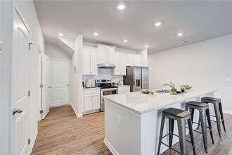 224 Turner Ln in Woodstock, GA - Building Photo - Building Photo