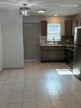 1008 Brownlea Dr in Greenville, NC - Building Photo - Building Photo