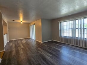6400 NW 106th Pl in Alachua, FL - Building Photo - Building Photo