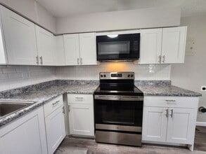 1628 S Cascade Ave in Colorado Springs, CO - Building Photo - Building Photo