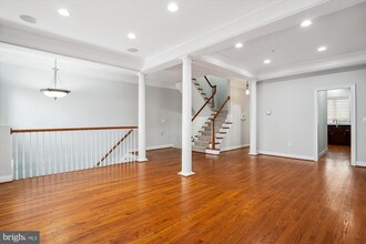 8513 Halston Way in Bethesda, MD - Building Photo - Building Photo