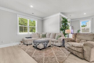 130 Lilac Grv Wy in Summerville, SC - Building Photo - Building Photo