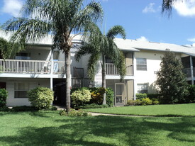 Timber Chase at Sarasota Bay Apartments