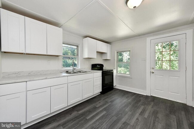 property at 19086 Windsor Rd