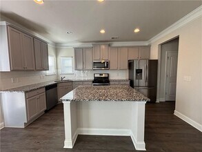 5163 Woodline View Ln in Auburn, GA - Building Photo - Building Photo
