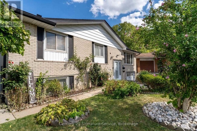 15 Joy Ct in Hamilton, ON - Building Photo - Building Photo