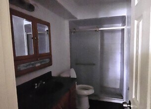 3303 Roaming Woods Ln in Spring, TX - Foto de edificio - Building Photo