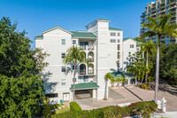 Villas of Sunrise Bay in Fort Lauderdale, FL - Foto de edificio - Building Photo