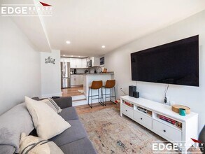 171B Lexington St in Boston, MA - Building Photo - Building Photo