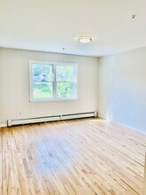 166 Woodside Ave in West Harrison, NY - Building Photo - Building Photo