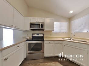 7359 W Colter St in Glendale, AZ - Building Photo - Building Photo
