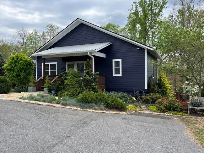 property at 12 Twig Ln