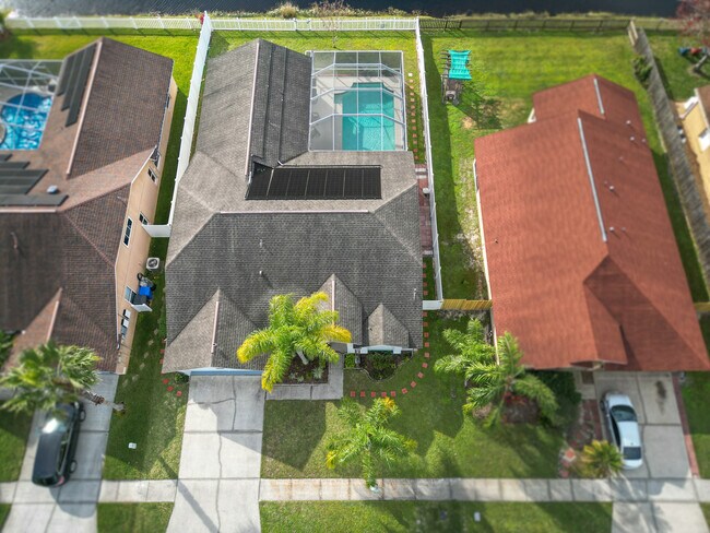 9334 Pontiac Dr in Westchase, FL - Building Photo - Building Photo