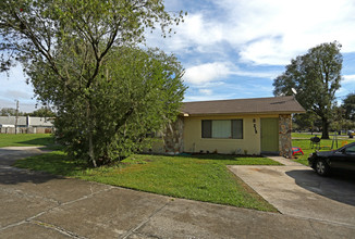 204 Leelon Rd in Lakeland, FL - Foto de edificio - Building Photo