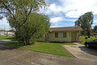 204 Leelon Rd in Lakeland, FL - Building Photo - Building Photo