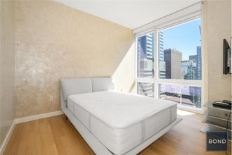 247 W 46th St-Unit -#4003 in New York, NY - Building Photo - Building Photo