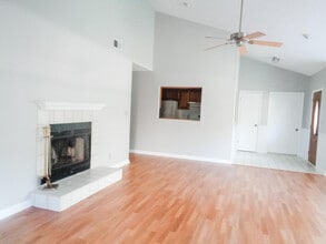 228 Louisiana Ave in Valparaiso, FL - Building Photo - Building Photo