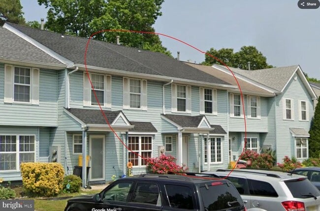 property at 49 Grant Ln