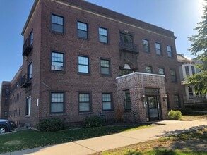 178 Summit Ave in St. Paul, MN - Foto de edificio - Building Photo