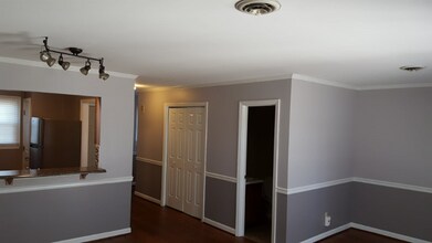 483 Bramblewood Ln in Knoxville, TN - Building Photo - Building Photo
