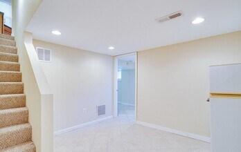 4605 Akron St in Temple Hills, MD - Building Photo - Building Photo