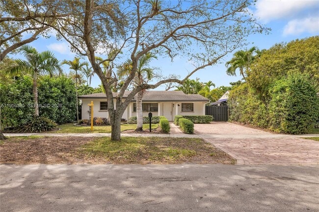 3614 SW 58th Ave in Miami, FL - Building Photo - Building Photo