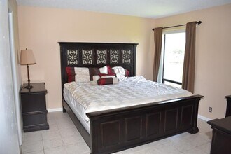 3000 Presidential Way in West Palm Beach, FL - Building Photo - Building Photo