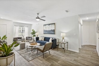 Country Club Lakes in Jacksonville, FL - Building Photo - Building Photo