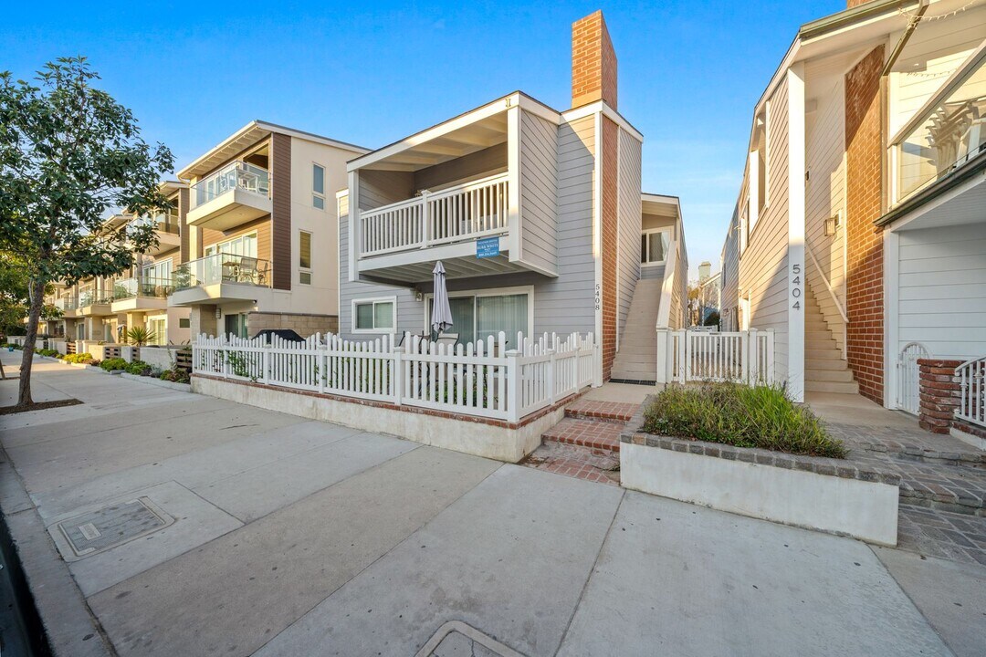 5408 Seashore Dr-Unit -B in Newport Beach, CA - Building Photo