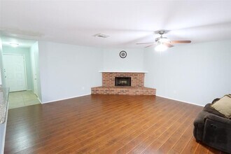 14519 Louetta Rd in Cypress, TX - Building Photo - Building Photo