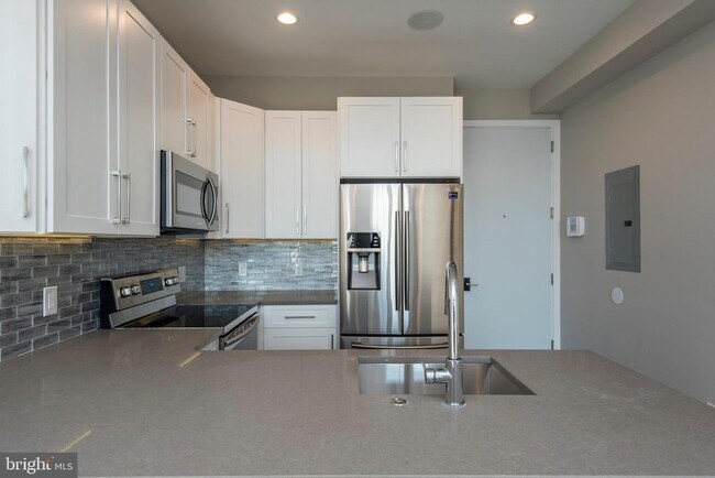 1340 S 13th St in Philadelphia, PA - Building Photo - Building Photo