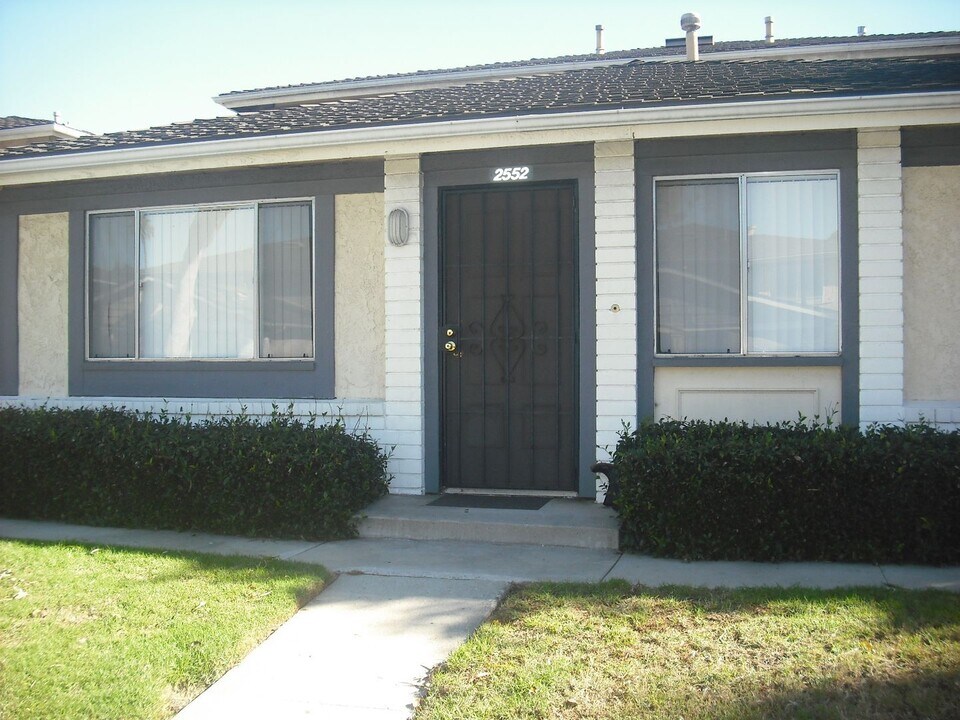 2552 Sextant Ave in Port Hueneme, CA - Building Photo