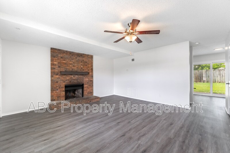3424 Harvard St in Fayetteville, AR - Building Photo