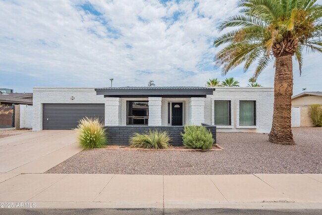 property at 1858 W Navarro Ave