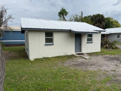 572 NE Congress Ave in Lake City, FL - Building Photo