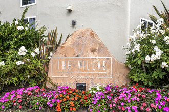 Villas at Carlsbad in Carlsbad, CA - Foto de edificio - Building Photo