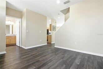 9808 New Parke Rd in Tampa, FL - Building Photo - Building Photo