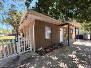 1935 Ricardo Ave in Ft. Myers, FL - Building Photo - Building Photo
