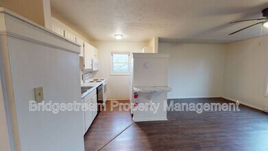 7123 N Springboro Pike in Dayton, OH - Building Photo - Building Photo