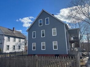 292 Providence Rd in Grafton, MA - Building Photo - Building Photo